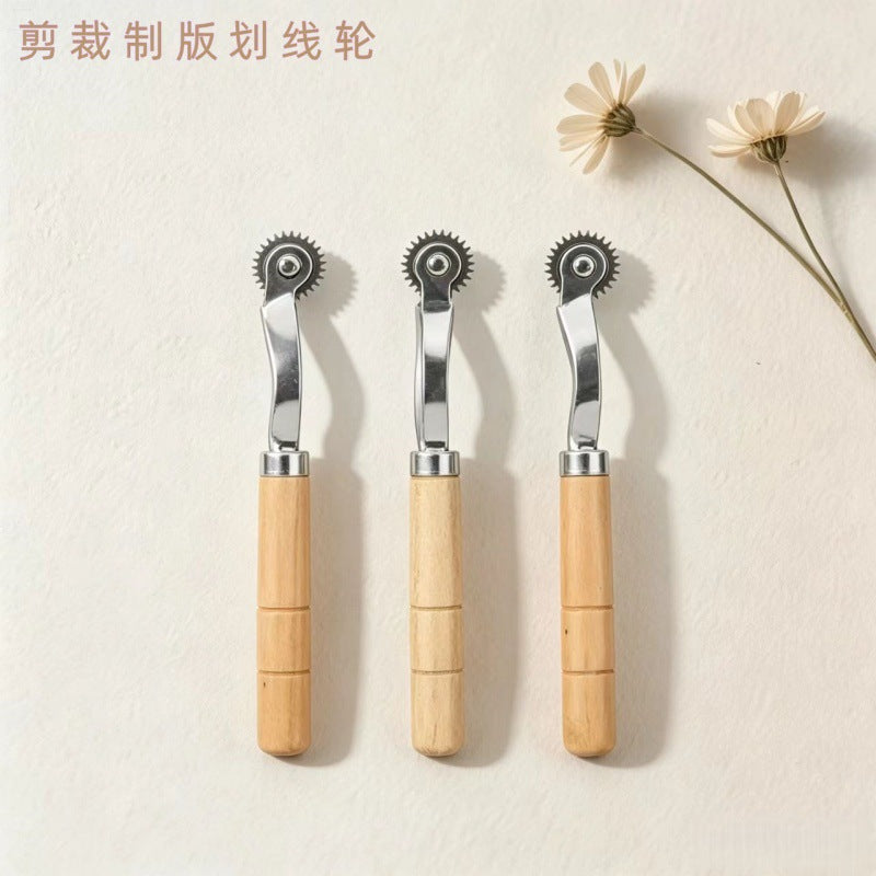Wooden Handle Stainless Steel Tracing Wheel – Leather & Fabric Pattern Marking Tool