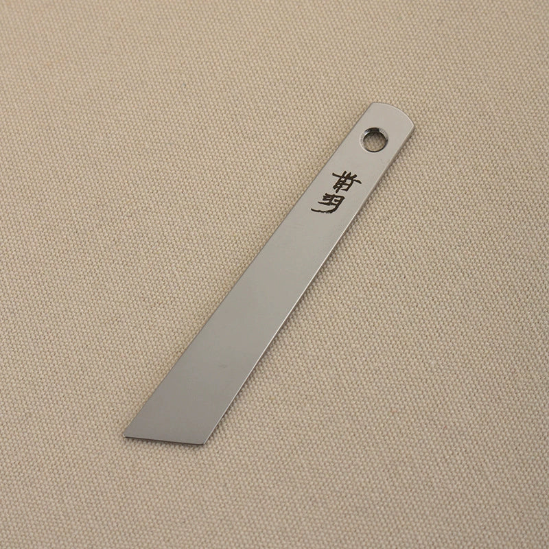 Stainless steel glue applicator, mirror-polished blade with round hanging hole